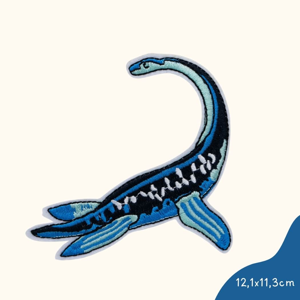 Funkey Monkey Bügelbild – Langhals Dinosaurier blau, ideal für die kreative Gestaltung von Kinderkleidung mit einem abenteuerlichen Dinosaurier-Design.