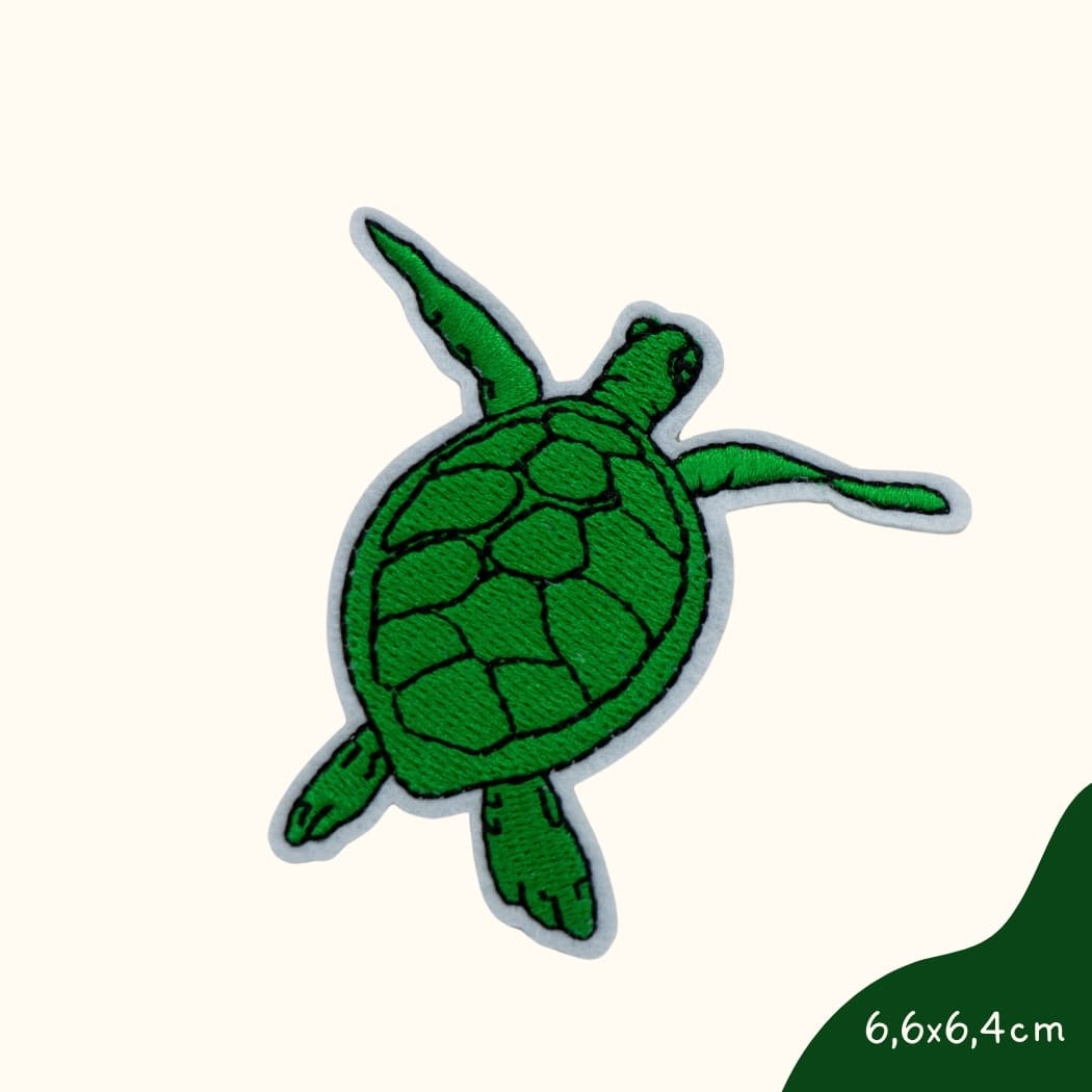 Bügelbild für Kinder von Funkey Monkey – niedliche Schildkröte mit detailreichem Panzer, perfekt zur individuellen Gestaltung von Kleidung
